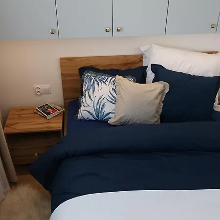Apartament Sztygara Mikolów Exteriér fotografie